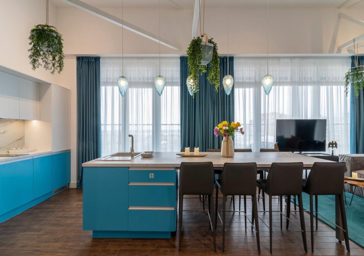 Stylish 1 Bedroom Studio Near Most City Dnipro Exterior photo