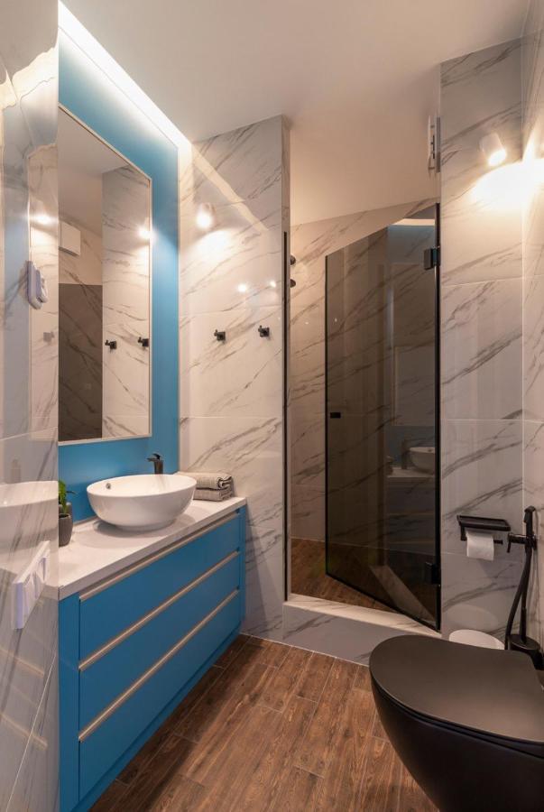 Stylish 1 Bedroom Studio Near Most City Dnipro Exterior photo