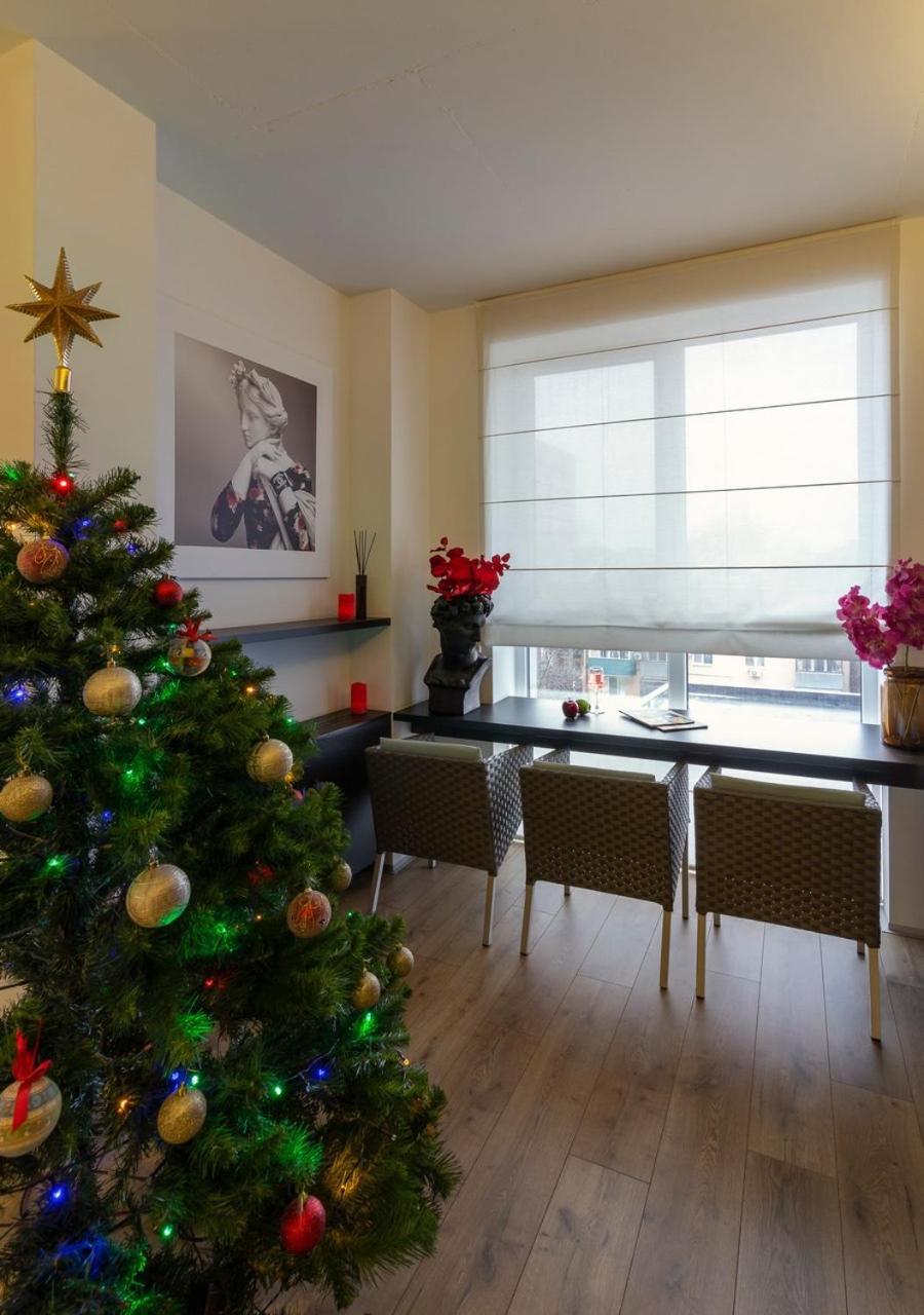 Stylish 1 Bedroom Studio Near Most City Dnipro Exterior photo